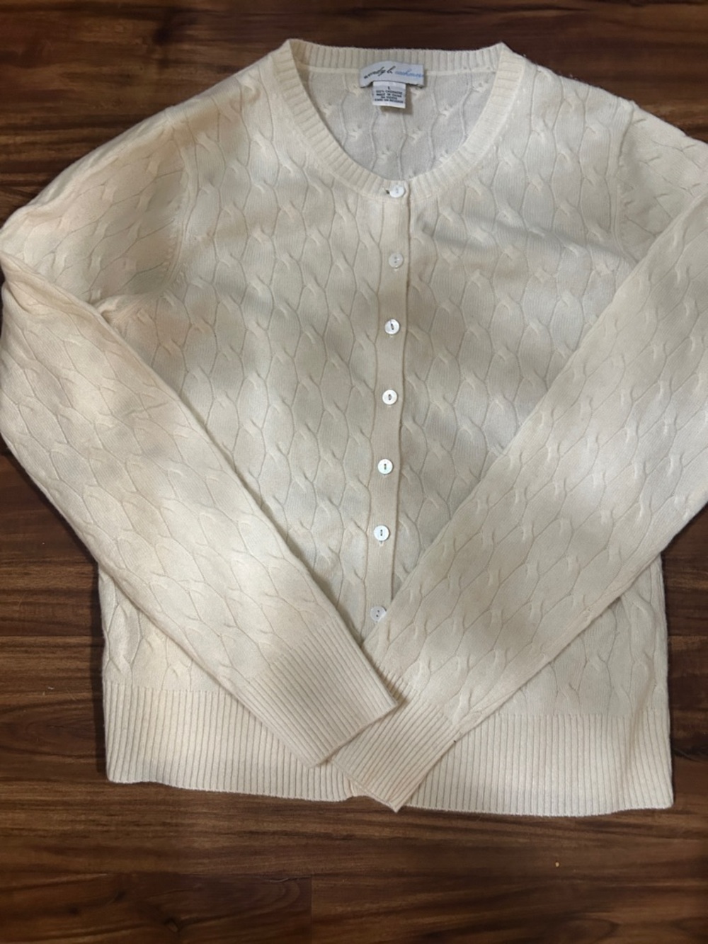 Wendy Bellissimo Ivory Cable-Knit Cashmere Cardigan - Picture 2 of 5